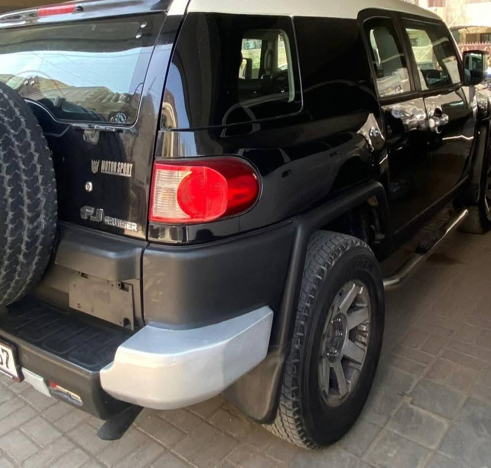 ٢٠٠٧ فول مواصفات
فور ويل
 بوصلات
 دف لوك
 اي تراك
 تحكم ستيرن
 شاشة كامرة
 كروس سرعة
 ويل اصلي مال ٢٠٢٤
 مرفعه انجين
منفذ كهربا بالصندوك ١٢٠ فولت
السيارة ماشية ١٤٣ فقط
عليها منظومة غاز جوه السياره
تخم تاير دنلوب ياباني
صدر امامي وخلفي جديد
ادامه كاملة 
سياره حادثها باب تبديل فقط مصبوغه عام وباقي السياره ليبل واحد بجمها كبس شواصي لغود حوض كفالة
رقم بغداد دولي باسمي
مكاني بغداد 
بيع او مراوس و يفضل #مراوس
***********
