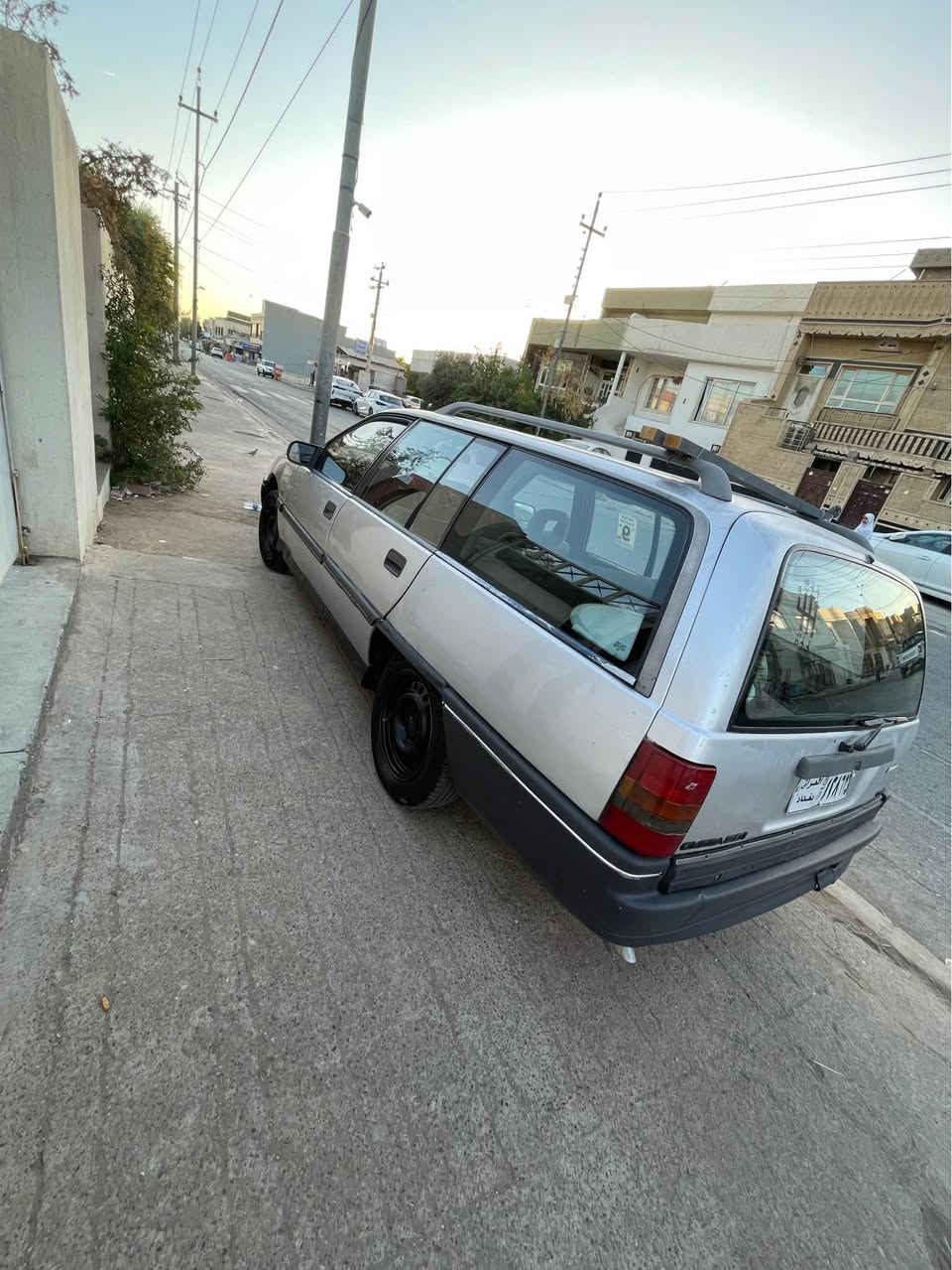 omga  modell 89 
makena 20 
arm plastek shwen hawler 
***********
22 waraqa أربيل, العراق
