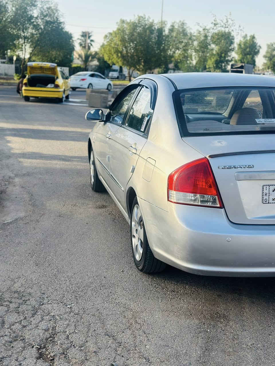 سلام عليكم كيه سيراتو 2008خالجيه مكينه 1600دكشن عالي مكينه كير صدر تخم تاير صدر امامي خالفي جديد سياره عله دينه رقم بغداد كله جديد بيه صبغ تلث مكنات جراد عندي تصوير بدون دواخل بدون تبديل سعر 83وبيه مجال بصيط مكان سياره بغداد حي جهاد ***********
