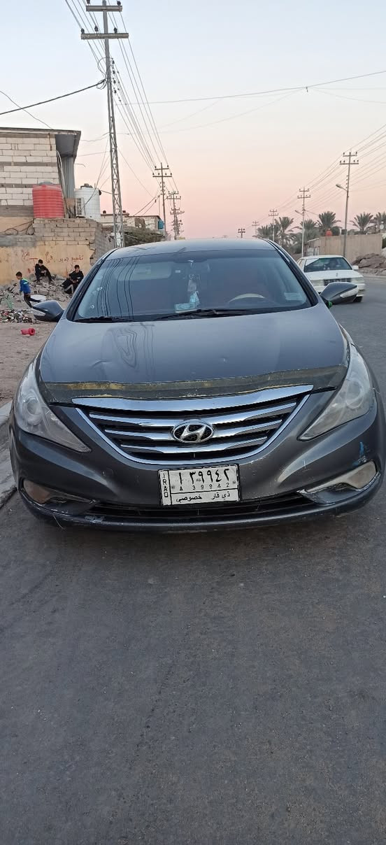 سلام عليكم من رخصت الادمنيه سوناته 2014 وارد مريكي سياره مكينه 2400 جتاي اي    جاهزه من كلشي حداده تخم تايرتبريد ضربته جاملق اماي وخلفي المكان  السياره البصره السعر 93بيه مجال بصيط الستفسار ***********
