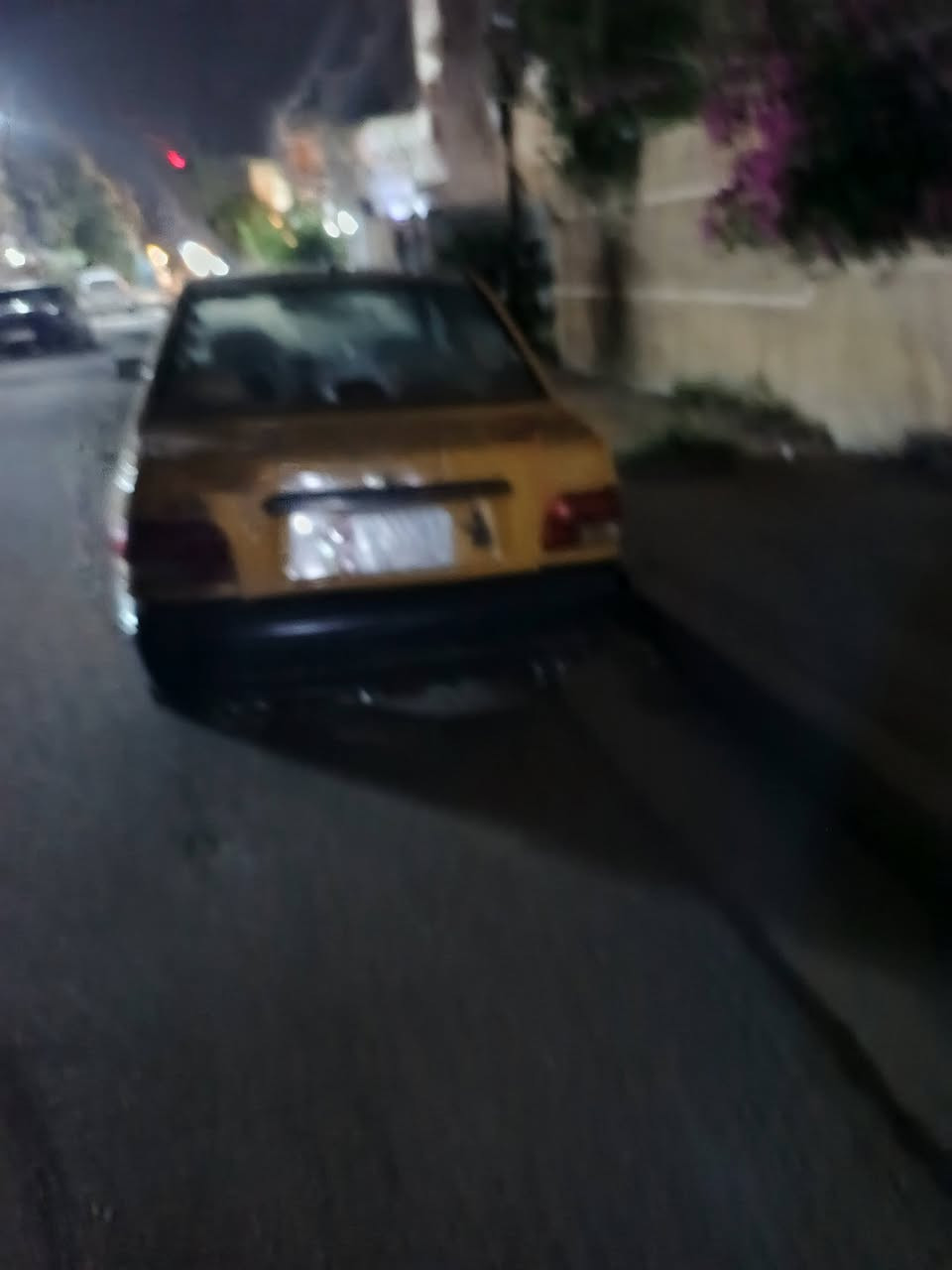 السلام عليكم سايبا ٢٠١٢ للبيع رقم بغداد سنويه نهايه ٢٦ المحرك يبخر تبريد نقص راديتر مزروف شواصي معمره كيرها حلو غرفتها نضيفة مطلوبه هيئه ٨٥ الف غرامات ما عليها شي راعيها يريد مداور ابيعلك عقد مروري مكاني بغداد المحموديه سعرها ٢١ و بيها مجال 
***********
*********** الكورك بي واتساب
