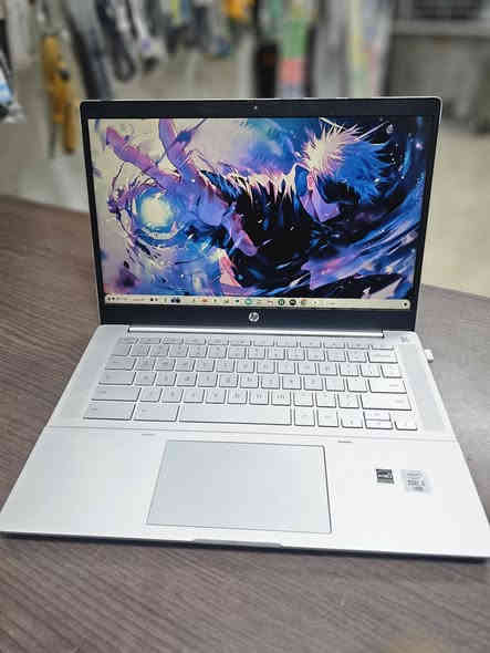 لابتوب hp
معالج core i5 
الجيل 10
رام 8
حجم الشاشه 14 لمس 
هارد 64 
يستخدم للدراسه ولالعاب والشغل نضافه %95
وكامل ملحقاته السعر 275 وبي مجال بسيط 
المكان بغداد الكماليه 
للستفسار رقم ***********
