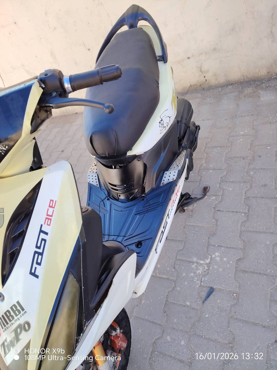 ماكس مضلع ياباني مكفوله مامفتوحه *********** سلف لايتات شلعه كامله من كلشي سعرهه 375 بيه مجال
