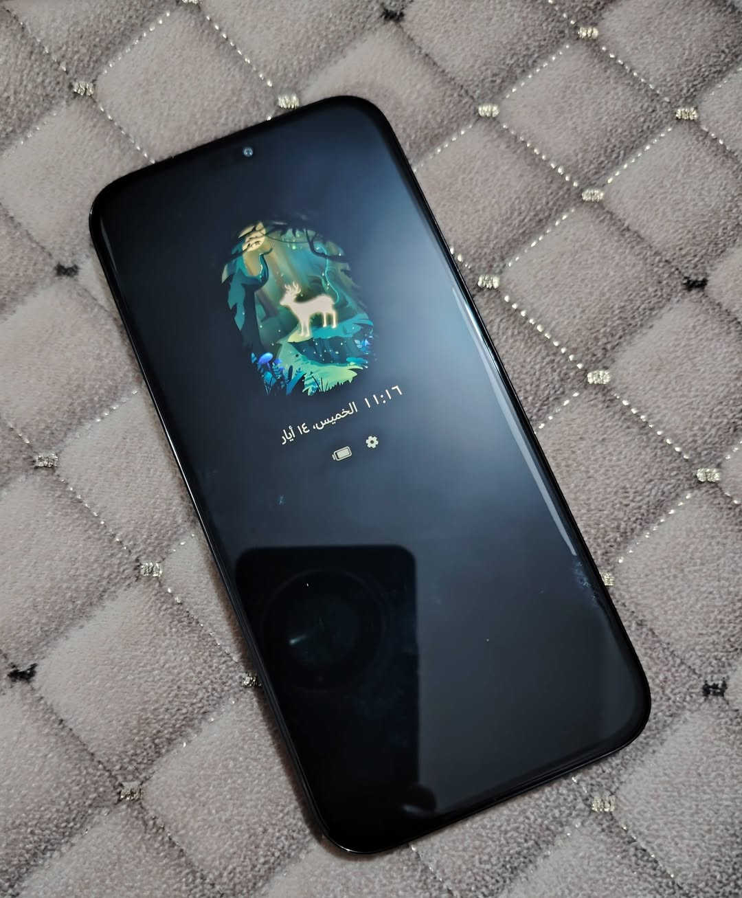 هونر x8b ذاكره 256
نضافت الجهاز 100/
مكفول الجهاز مال بيت
بدون ملحقات سعره 225 وبي مجال الشراي يتصل ***********
