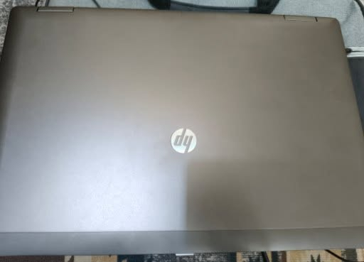 مكلف بالنشر حاسبة ( لابتوب ) نوع HP probook 6570b
يفيد طلاب المدارس والجامعات لغرض الدراسة وكذلك يدعم تشغيل برامج الاوتكاد و الماتلاب لطلبة المجموعات الهندسية وايضا سريع في التصفح المكتبي

مواصفات الجهاز :

*نسبة نظافة الجهاز 99 % مستعمل اقل من شهر واحد

* نظام الجهاز وندوز 10 برو عربي ومفعل مدى الحياة كما يحتوي على برامج اوفيس خدمية البور بوينت والوورد للانشاء تقارير و غيرها و تليكرام و غيرها من البرامج الخدمية

* شاشة بحجم 15.6 كبيره الحجم مناسبة للدراسة ومشاهدة الأفلام والمسلسلات

* ذاكرة 250 نوع ssd سريعه جدا في معالجة تشغيل البرامج والتصفح

* معالج من شركة أنتل نوع كور آي 5 الجيل الثالث وكارت الشاشة نوع
intel (R) HD graphics family

*الرام هو 8 گيگا بايت

*الجهاز شحنه يستمر ساعتين ويدعم ايضا اضافة بطارية ثانية يشتغل بدبل بطاريات

* الكيبورد عربي و انكليزي طباعة ليزرية

* يحتوي الجهاز على 4 منافذ usp لشتغيل الماوس والفلاش الخارجي و منفذ لرام خارجي و منفذ لشتغيل سماعات الرأس ومنفذ لتشغيل مايك خارجي لتسجيل الصوت
ومنفذ لتشغيل التلفاز hdmi وكذلك منفذ لربط النانو مباشرة لاصحاب الابراج ولتشغيل الشبكة مباشرة بالحاسوب

* يحتوي الجهاز على مشغل اقراص خارجية لتنصيب البرامج وغيرها

*ملحقات الجهاز ( حقيبة ، ماوس ، شاحن اصلي )

مكاني مركز الناصرية / حي التضحية / متواجد على الفيسبوك شراي راسلني خاص وبيك خير وتدلل


**إذا كنت صاحب هذا الإعلان وتريد حذفه لأي سبب، رجاءا أرسل رسالة إلى الدعم الفني**