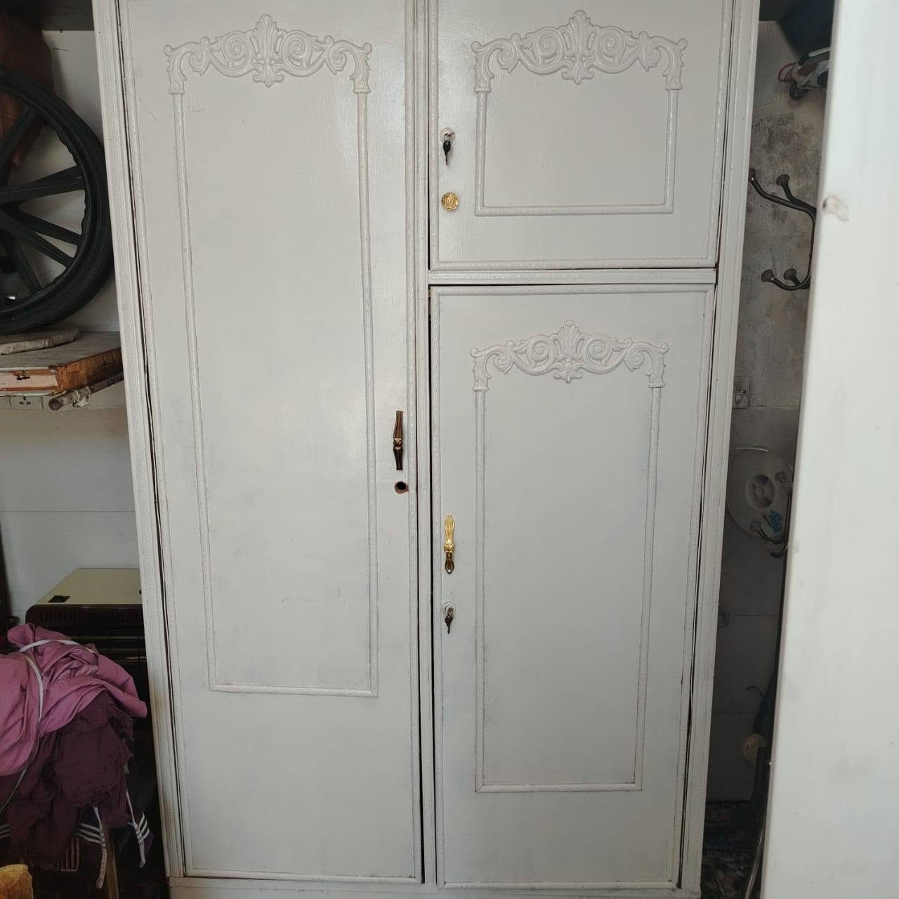 كناتير صاج عدد 4ابو البابين وكنتور تركي 3ابواب وميزوطعام نظيف جدا


**إذا كنت صاحب هذا الإعلان وتريد حذفه لأي سبب، رجاءا أرسل رسالة إلى الدعم الفني**