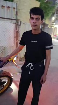 شباب دراجه مكفولة من كلشي شراي خل يخابر معروفة مليون وشبعميه 077120790...