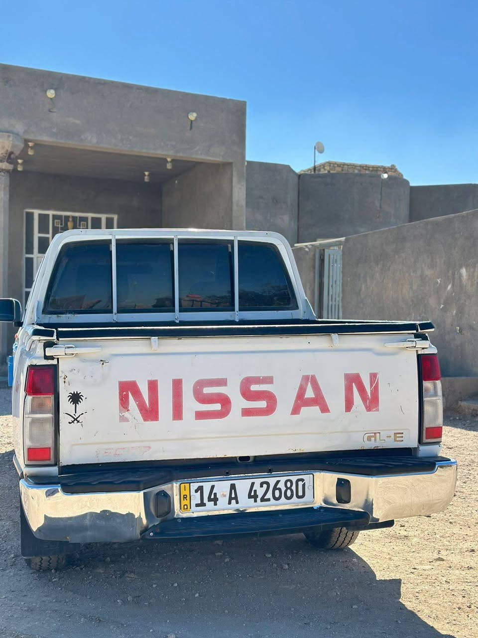 سلام عليكم البيع نيسان 2013 رقم بصره انكليزي بسمي كير ومحرك توي شاده حاويه شرط شاصي مكفول بيه رشات صبغ ماكو ضربه عابره كلشي بيه ع وضع الشركه تبريد تدفئه تخم تاير جديد دواخل ع وضع الشركه مكان السيارة الرميثه الهلال السعر 120 وبيه مجال الاستفسار ع***********
