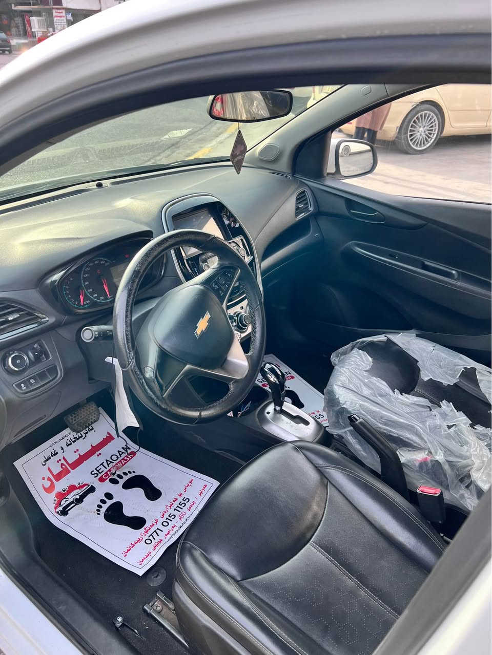 سڵاو
شوفرليت سپارك بۆ فرۆشتن 
مواصفات خەلیجي
به بئ سبوغ و به بئ ليدران هيچ هيچي نيه لةناو پاكةتي زؤر خاوينه 87٫000 هةزار كيلؤمةتر رؤيشتووة گێڕ و مەکینه و تەبرید و سبوغ بەشەرت  
فولللل مواصفات LT دەرەجە 1
موديل : 2017
رەنگ : سپي بةفري
كوشن : جلد 
كوشن : هيتر 
شاشه گةوره و كاميره
حةساسي دواوه 
5 باليف و چوار جام كارةبا 
ئاوينةكاني شةفت و كارةبايي
بلاجيكتور و گلؤپي تەم و مژژ
سوكان ڤؤليؤم 
بلوتوس 
5 ويل كةپ بيلادي
بۆ زانیاري زیاتر و زانیني نرخ پەیوەندي بکە به ژماره تەلەفۆنی واتسئاپ ***********

سلام و عليكم
للبيع شوفرليت سبارك وارد خليجي مواصفات LT اعلى فئة درجة 1
مكفولة من دعامية لل دعامية بدون صبغ بدون ضربة 
مابي اي شي اي نواقص ما بيها كللشش جديد بلباكيت شيء نضيف و مرطب و انتي کیر و محرك و صبغ بشرت
موديل : 2017 
لون : ابيض ثلجي
كشنات جلد و تدفئه هيتر 
شاشه كبير و كاميره و حساس خلفي 
5 مخدات و اربع جامات كهربائي 
مرايات الجانبي شفط و كهربائي 
بلاجيكتور و ليزر ضباب 
ستيرن فوليوم 
بلوتوث
5 ويل كب بلادي 

للمعرفة سعر و اي استفسار  اتصال برقم واتساب *********** أربيل, العراق
