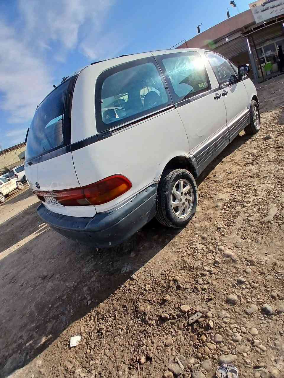 سلام عليكم
تيوتا بريفيا موديل 1993 
رقم دولي تحويل مباشر رقمها كربلاء مشروع وطني
سياره جاهزه وحلوه سعر 35
رقم ***********
