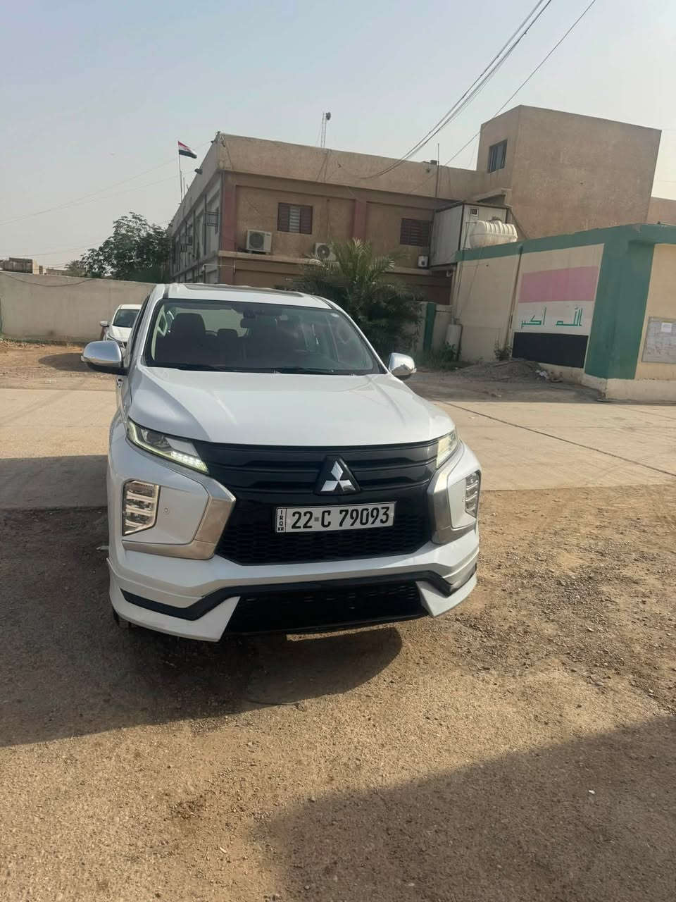 باجيرو سبورت موديل 20 موجوده بغداد مكفوله شادله تخم تاير جديد سياره جديده عارضه 220 المبايل ***********
