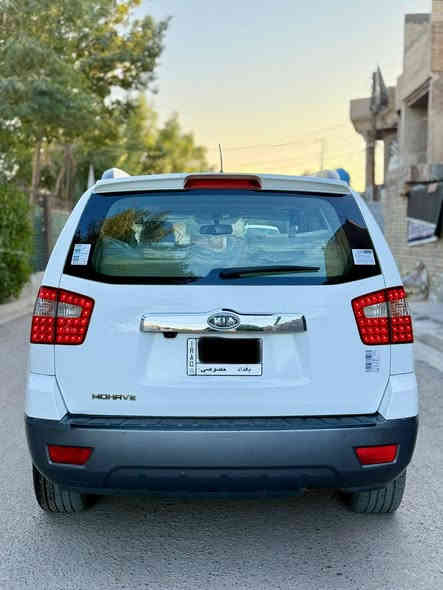 🌷ببركة الصلاة على محمد وآل محمد 🌷للبيع كيا مهافي موديل 2012 لون ابيض بدون ضربه بدون طخه بدون اي شي كفاله  عامه شرط السونار  مواصفات فول واحد على واحد ما عدا الفور ويل والبصمه كشنات جلد وكهرباء فتحه سقف طكتين گير ومحرك مكفولات برغي ممفتوح بيهن على وضع الشركه مكينة 6 سلندر 7 راكب 3 ثلاث قطع تبريدً مركزي منفصل شاشه كبيره وكامره دواره فول تحكم ستيرن جهتين كروز مثبت السرعه مانع الانزلاق لد امامي ولد خلفي  نضام منحدرات كشافات زينون لايتات زينون بك لأيد LED ويل كب كبير مود درايف ثلاثه انضمه قياده سبورت وسمارت وايكو اقتصاد البانزين كشن كهرباء  داخل لونين بيجي واسود وبعد بيها مواصفات اكثر / مكان السيارة بغداد- الرصافه🌷🌹🌷🌹
للاستفسار الاتصال على الرقم*********** وبيه واتساب#السعر_148🌹🌹 وبيها مجال بسيط 🥀🥀
ملاحظة ⚜️ السيارة كاملة بدون اي نقص
