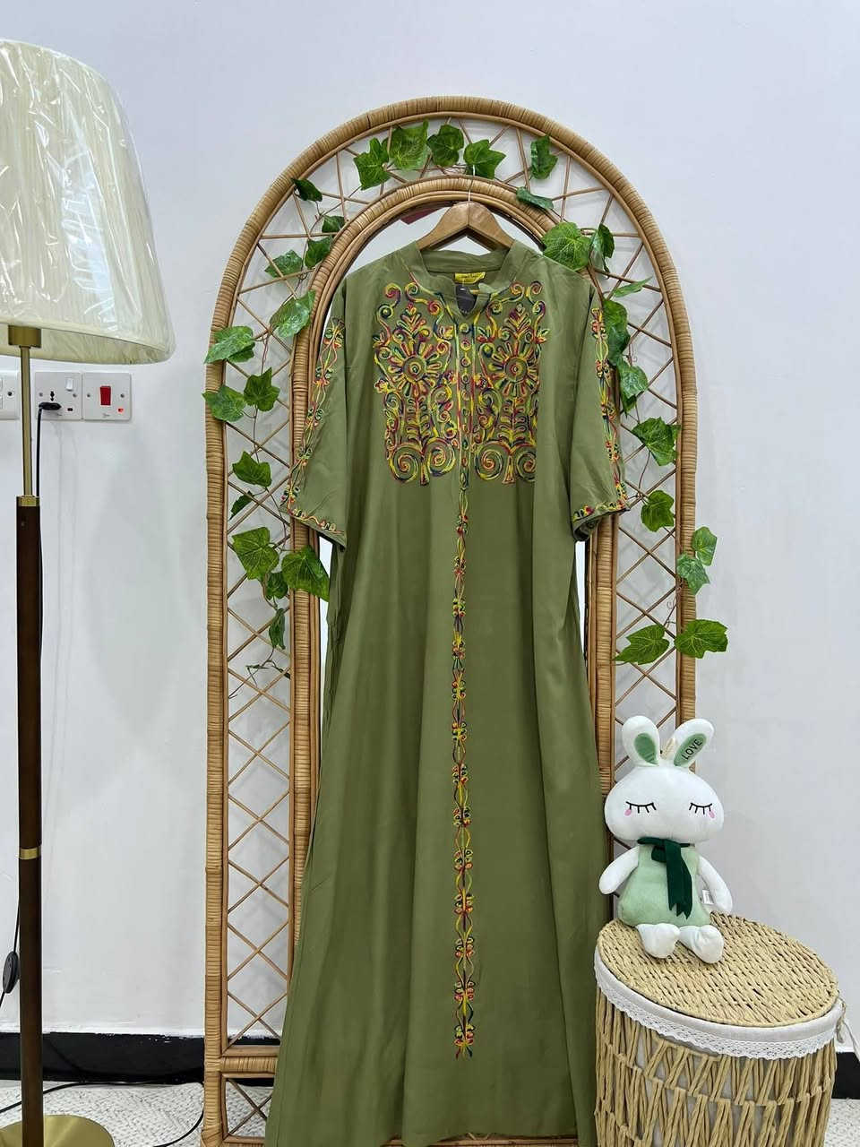 مسساء الجممال❤‍🔥🌼

هذا الموديل من صدگ حيرة 

اصفن ع فخامة التطريز لو الالوان الرهيبة🌝🍂

شي احلى من شي🤭❤️‍🔥


**إذا كنت صاحب هذا الإعلان وتريد حذفه لأي سبب، رجاءا أرسل رسالة إلى الدعم الفني**