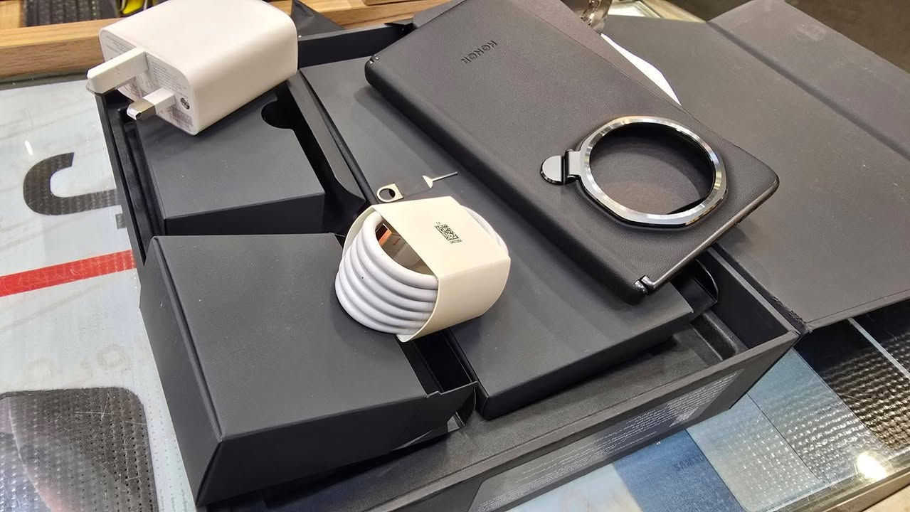 V3
للمراوس فقط نضافتة 100% ملحقات كامله ذاكرة 512 
مكاني بغداد محمودية لا يوجد توصيل


**إذا كنت صاحب هذا الإعلان وتريد حذفه لأي سبب، رجاءا أرسل رسالة إلى الدعم الفني**