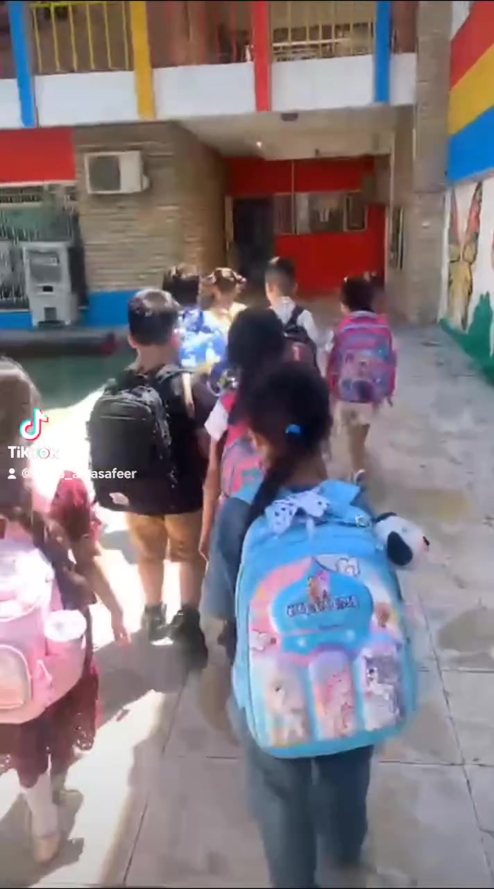 تُعلن روضه لقاء العصافير الاهليه عن خصومات 30٪ للمسجلين الأوائل في برنامج (Summer School) ☀️
يشمل البرنامج:
🎨 رسم
⚽ رياضة
🎵 موسيقى
🏊‍♀️ سباحة
لا تفوّتوا فرصة التسجيل المبكر والاستفادة من الخصومات ✨
📍 العنوان الصليخ منطقه ال ٦٠٠ فرع مطعم الشيف علاء
📞 موبايل ***********
