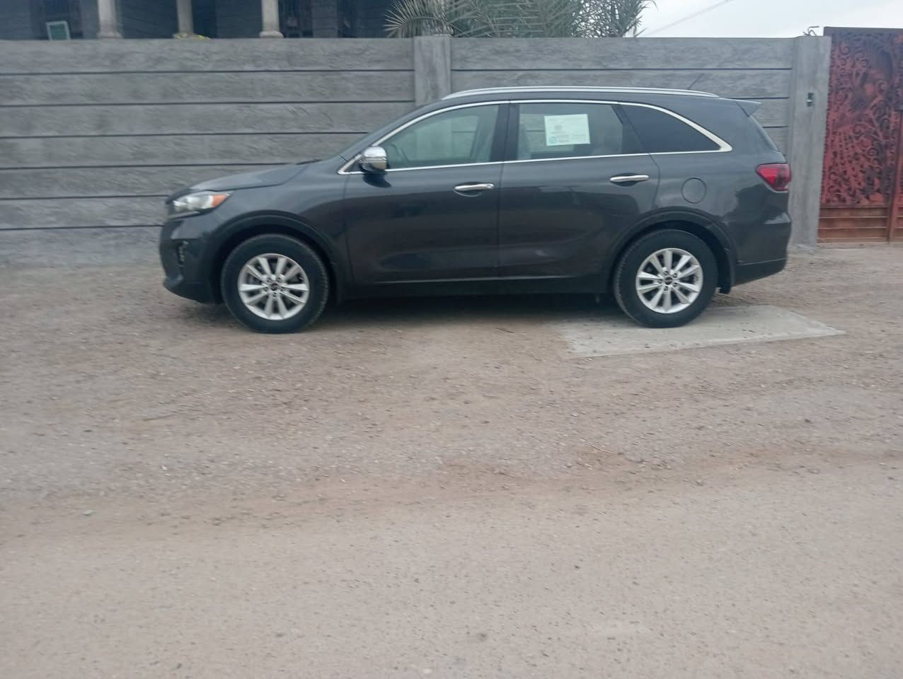 سلام عليكم
للبيع كيا سورنتو موديل 2019
أمريكي ضرر جاملغ وره سايق 
رقم سليمانيه بسمي تحويل مباشر 
ماشيه 65 
الهاتف ***********
