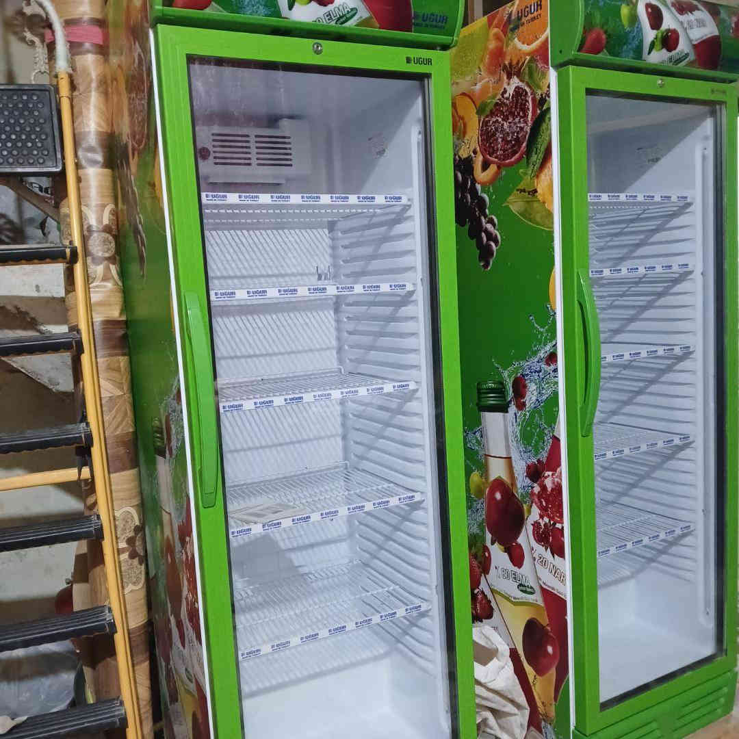 سلام عليكم بردادات عدد 2
عوارض عدد2 
نضافه100%
عنوان حيدريه 
*********** 
متواجد واتس
