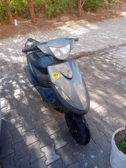 السلام عليكم للبيع دراجه ماكس عدله 120 بلاديه سلف هندر كله كامله مكنيه ناعمه مكفولة سلف بلادي كهربائيات شغاله شلعه معدل فول مكاني بغداد الكرخ العطيفيه السعر 475 قفل هذه رقمي للتواصل *********** للستفسار لاتصال فقط
