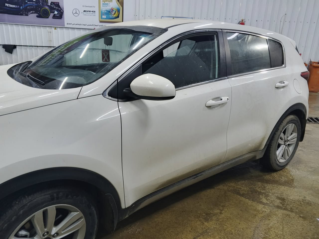 سبورتنج امريكي ابيض 
موديل 2017
بيها سونار 
السعر 145وبي مجال 
العنوان الدورة شارع 60 
***********
