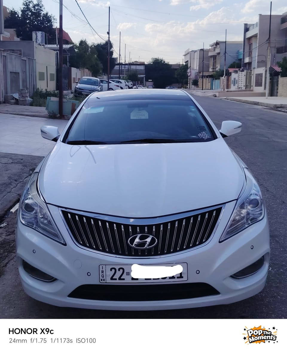 سلام عليكم... هونداي ازيرا خليجي سياره نظيفه ماشاء الله... فوال موصفات vip.. موصفات ترحيب عند دخول بصمه بواب بصمه تشغيل  سياره كشنات جلد كهرباء كشنات تبريد حار بارد تبريد خلفي داخل قرميدي تحكمات ستيرن فوال تبريد لمس شاشه كامره حساس خلفي حساس امامي رادار امامي مرايات شفط اشاير بل مرايات لد داخلي بردات بلادي الأبواب خلفي سياره سقف بانوراما مكينه 6 سلندر.. سياره مواصفاته فوال طخم الأمامي خلفي جديد ادامه كامله علئ سياره من كل شي... رقم أربيل جديد سنويه 2030 شرط تحويل والغرامات.. بيها دائر جاملغ خلفي ونص باب خلفي بدون داخل... سعره 122$ماشيه سياره ١٨٠ كيلو..... ***********..........***********
