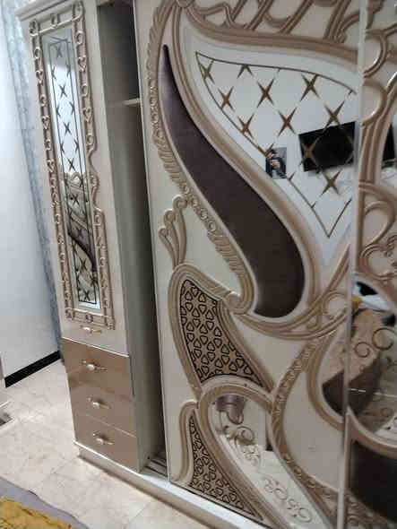 غرفة نوم تركي مستعمل للبيع للاستفسار المراسله على الواتس اب ***********
