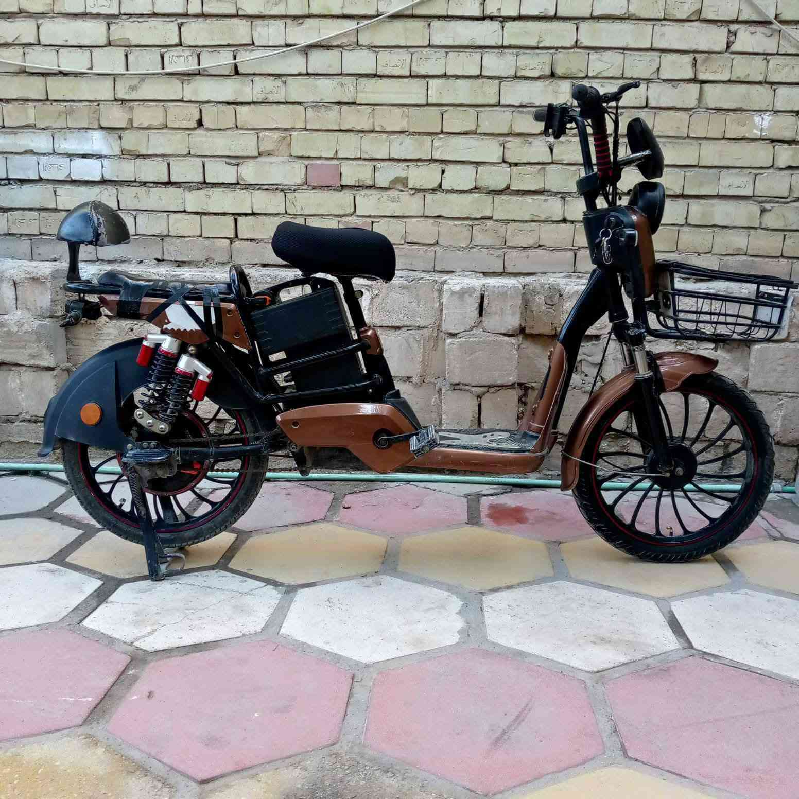 سلام عليكم
باسكل شحن للبيع السعر 250 وبي مجال بطاريات جديده عنوان نجف الاشرف الاتصال ***********
