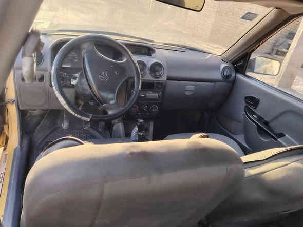 السلام عليكم سايبه  موديل 15  بدل بنيد و جاملغ فقط مصفره هيأه وغرامات  السعر 29   الرقم ***********
