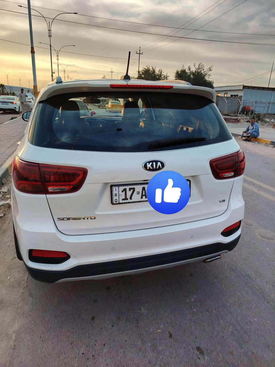 سورنتو خليجي ١٩
٦ سلندر مكفوله 
٧ راكب
كشنات جلد كهرباء
حساس امامي خلفي
كامره دواره
ماشيه ١٠٠ الف
بصمه ترحيب
مواصفاته معروفه
رقم مثنى جديد
باسمي
مكان السياره سماوه المركز
رقم الموبايل ***********
