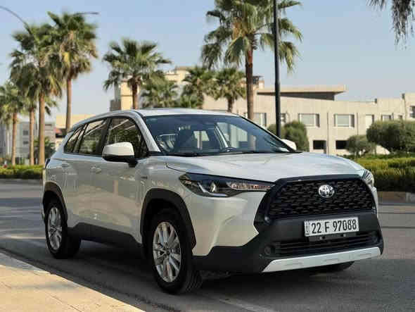 toyota corolla croos hybrid 202  
کرۆلا کرۆس هایبرید 2024

تجميع صيني
 لێدان و سبوغ هیچی نییە 
سەنەوی و ڕەقەمی نوێیە و بە ناوی خۆمە 
36 هەزار کیلۆمەتر ڕۆیشتوە 
سێ مۆدە -سلایتە -خەتی جادەیە -تەحدید سورعەیە- زۆر مواسەفاتی تری هەیە 
نرخ :185 گەلا 
***********
*********** شقلاوة
