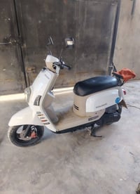 السلام وعليكم دراجه بوليسي بلاديه ما مفتوحه للبيع الاتصال 07731989066