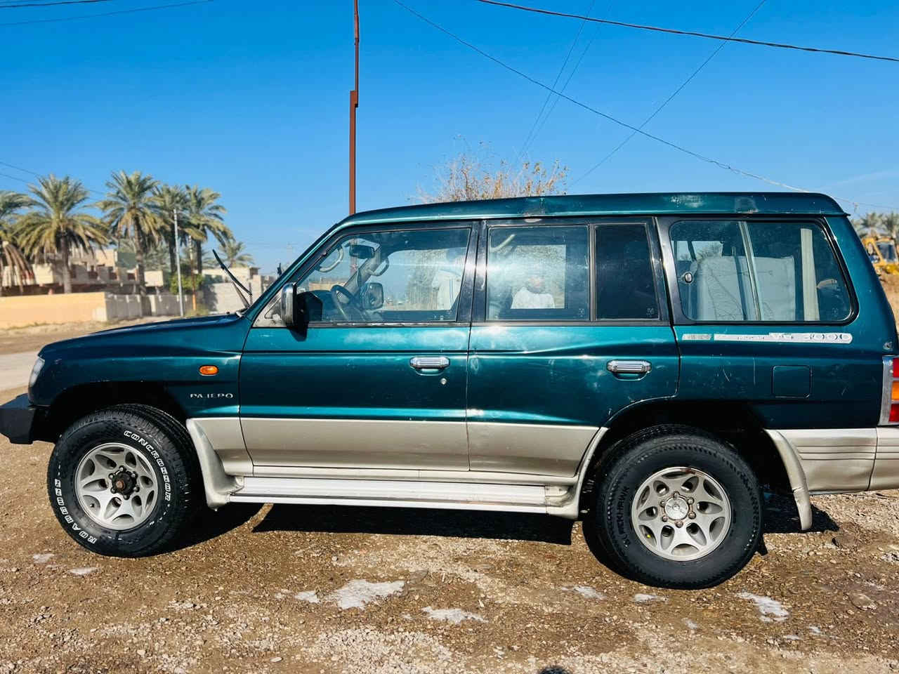 السلام عليكم باجيرو موديل 2000 السياره خير من الله صدر امامي خلفي دمشمه رقم أربيل بسمي السعر 68 مكاني ديالى بعقوبه رقم ***********
