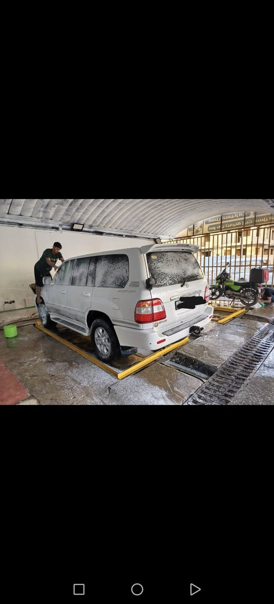 لاندكروز 2006 gxr ستة سلندر رقم بصرة ممیز ثلاثي
بأسمي لون أبيض فتحة 

سقف 7 راکب دفع رباعي 

دفلوک وقفل أكسل ثلاث قطع تبريد ثلاجة 

بالفرس تبريد وتدفئة شغال محرک کیر جديد تخم تايرجديد صدر 

جديد مشط ستيرن جديد أكسل جديد منظومةبريك جديدة واتربم جديد ماء زيتي دبل تانكي بيها جاملغ خلفي مال سايق صبغ ومباوک مع نصف الباب سيارة نظيفة 

مال جناي السعر 188

***********
