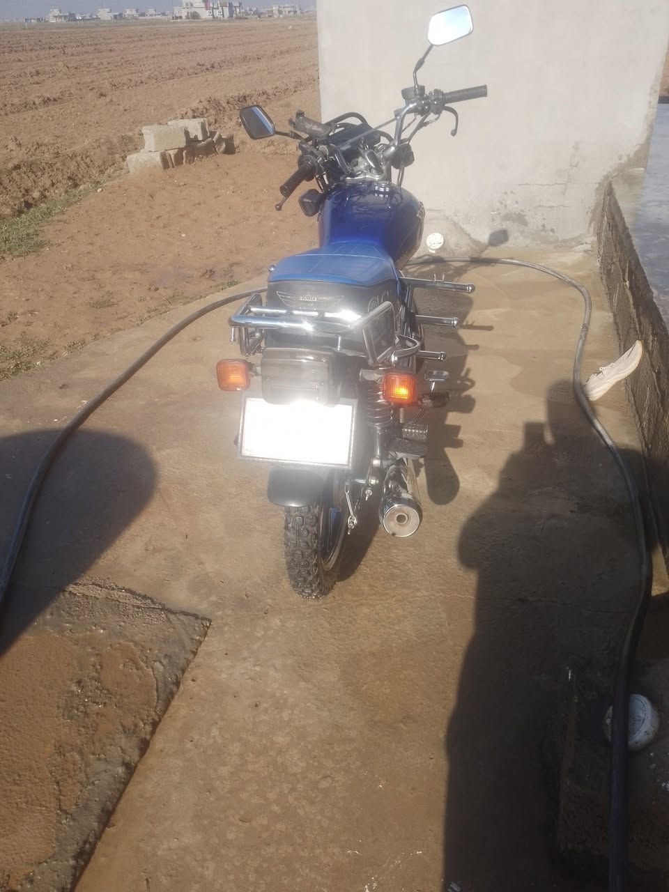 موطور شرط 24 مشتقل شي قليل كلشي شقال يشتقل ع ريمون ...رقم الهاتف.   ***********
