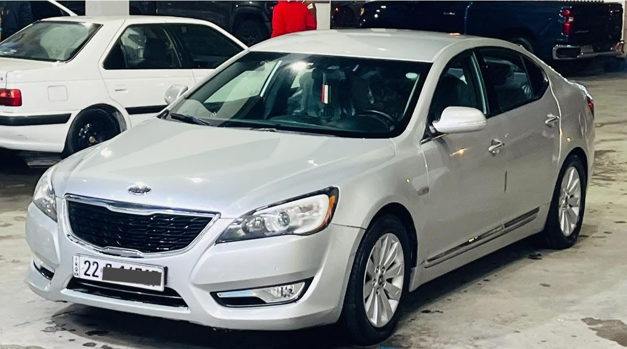 فول موصفات  بدون فتحه
مكينه  VG 270 

 تبريد ثلج 🧊 

تتدفئه 

حداديه خير من الله 

كير مكينه كفاله 

كصه جنطه فقط

سنويه مابيه بس ارقام  طبق الأصل  نگليزي 

سياره جهازه من كلشي  اي نقص مابيه ونضيفه  كلش 

العنوان / البصره 

 السعر / 60بيه مجال بسيط الشراي وبخدمه.

***********
