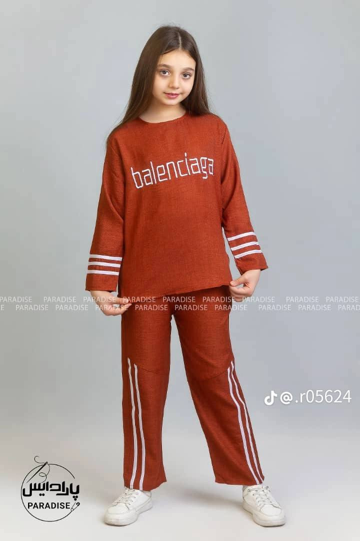 📢 جديدنا.. سوت بناتي "محير" يجمع بين الأناقة والراحة! ✨
للحلوات اللي بعمر (10 - 13 سنة)، وفرنالكم طقم قطعتين بتصميم عصري وخامة تجنن، مناسب للطلعات اليومية والبيت.
🌟 مواصفات الطقم:
القياسات: لعمر 10، 11، 12، 13 سنة (القياسات المحيرة).
التصميم: لمسة ماركة "Balenciaga" مع خطوط رياضية تطي مظهر كول ومميز.
الخامة: قماش بارد ومريح يلبس بكل وقت.
💰 السعر مفاجأة:
فقط 7 آلاف دينار! (سعر تنافسي جداً) 💸
🚛 خدمة التوصيل:
متوفرة لكافة محافظات العراق 🇮🇶 من الشمال للجنوب.
سارعي بالحجز.. الكمية محدودة! 🏃‍♀️💨
#محير #أزياء_العراق #توصيل_كافة_المحافظات #سوت_بناتي #ملابس_بنات


**إذا كنت صاحب هذا الإعلان وتريد حذفه لأي سبب، رجاءا أرسل رسالة إلى الدعم الفني**