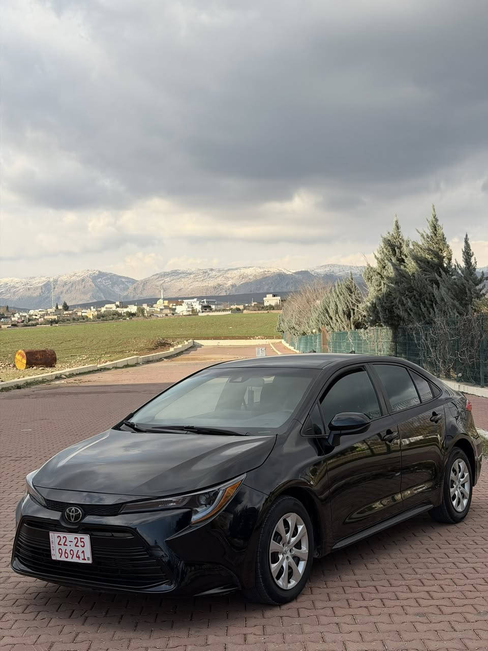 كرولا وارد امريكى
موديل 2025 
ليون اسود 
ضرر سيارة بيهة فقط بنيد صبغ بدون دواخل 
مكانين تعديل بارد
ايرباك استيرن تاك راجع سيستم 
سيارة ماشيه 8 الف ميل 
سيارة جاهزة مابي اى نقص
فحم رادارات كلة شريكة
سعر 144 ورقة $ 😳
***********
