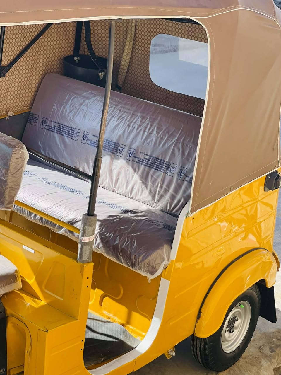 سلام عليكم تكتك للبيع مديل 19رقم واسط كفاله فقط دوس معمره مكان واسط نعمانيه الاستفسار الاتصال ***********  ***********
