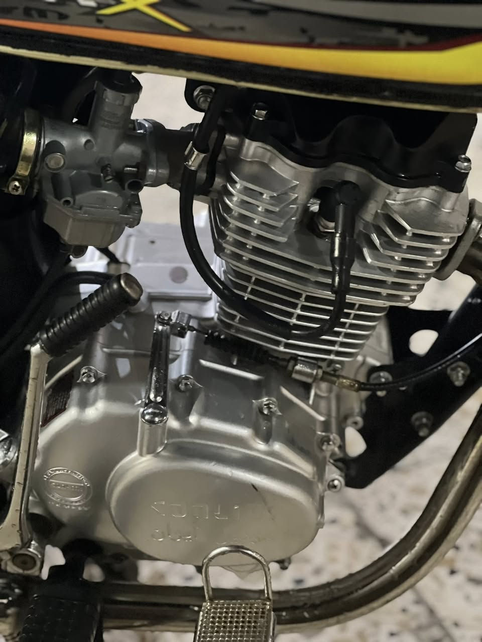 السلام عليكم دراجه ٢٣ مكينه بلاد تايكر محرك نضيف العنوان ديالى بلدروز السعر ٥٧٥وبي مجال الرقم ***********
