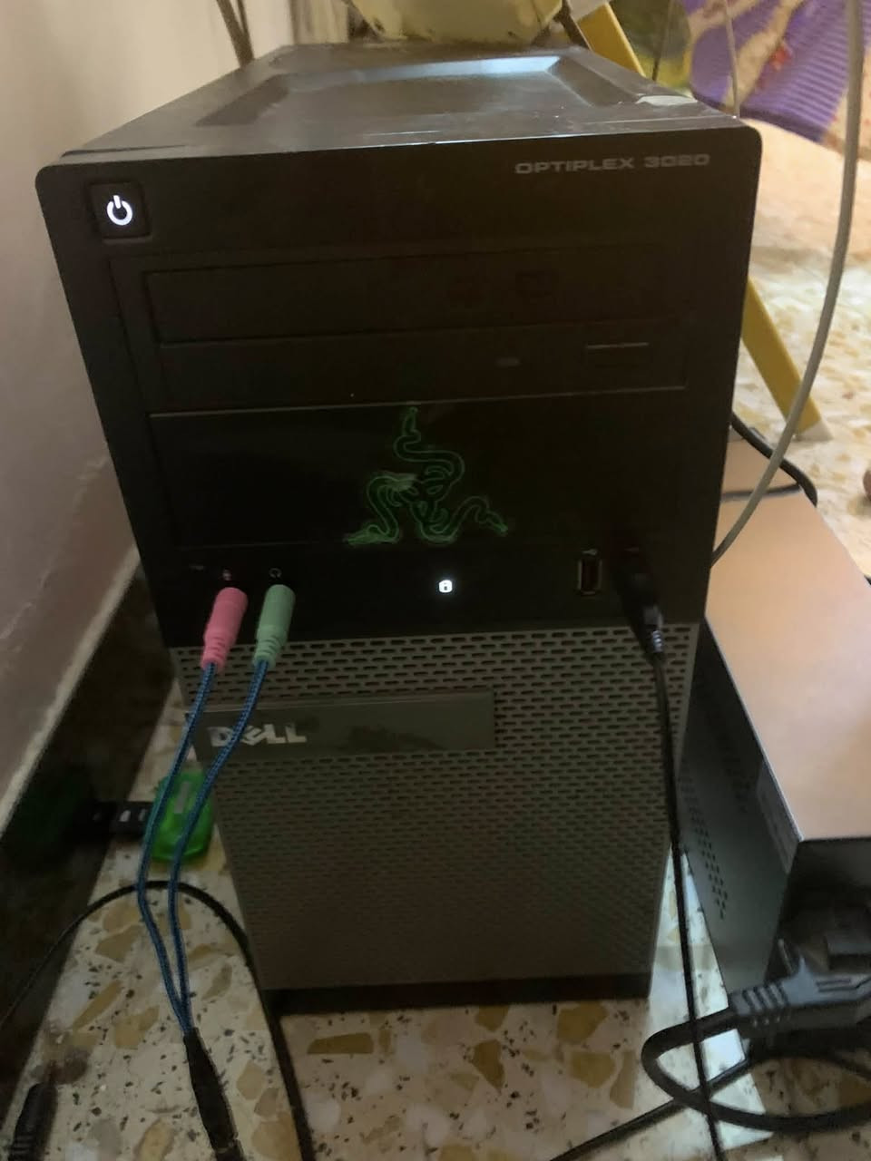 سلام عليكم عندي كيس كامل مواصفاته:

كرت الشاشه:    NVIDIA GeForce GTX 1050 Ti

المعالج:    Intel Core i5 4th Gen

الرامات:    16GB DDR3

الباورسبلاي: 300W

المذربورد:MSI MS-7869 (Ver 1.0)

الكيس:Dell OptiPlex 9020

نظيفه رايده بسعر 250 الف وبيه مجال وتدلل مكاني بغداد الغزاليه هذا رقمي ***********
