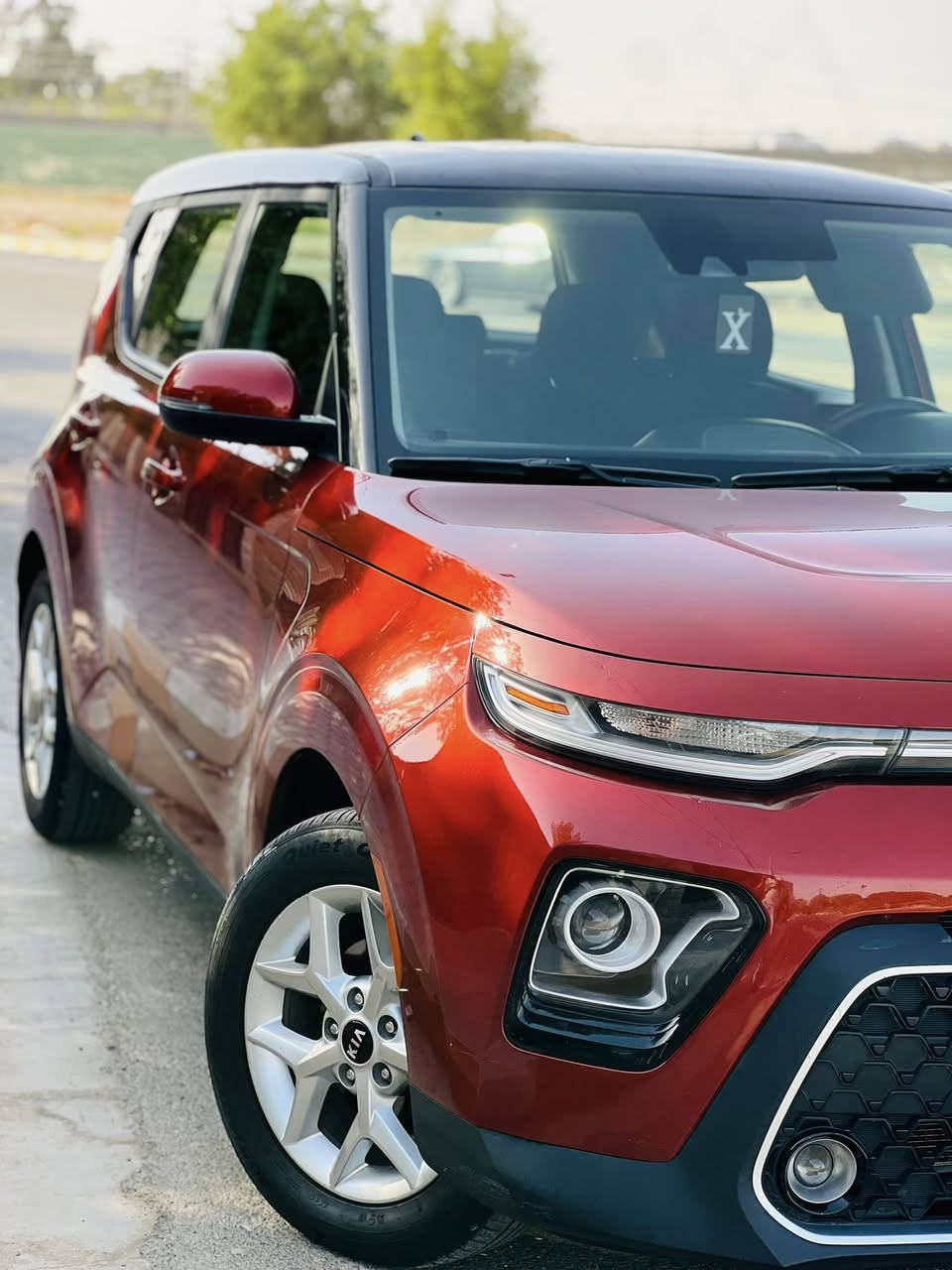 السلام عليكم
كيا صول موديل 2020 
لون مميز
محرك 2000 دوش 
مواصفات كلش حلوه بيها 
جهاز إنذار 
جهاز إطفاء 
كشنات تدفئة 
حساس امامي خلفي 
شاشة جبيرة 
شامرة دوار
وهواي مواصفات بيها حلوة 
السيارة حادثها جاملغ وشبر من البنيد مرجعيهن ع البارد والجاملغ الخلفي مصبوغ بالعراق السعر 145$ وبيها مجال للطيبين الاستفسار ع الرقم ***********
