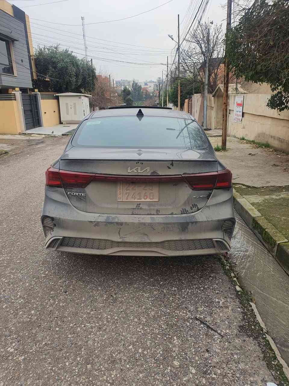 السلام عليكم فورتي موديل ٢٣كاتي تخريج قبل سبوع جديدالسياره جيتي لين ١/١السعر ١٢٥وبيها مجال السياره حدثها قلب بل خارج وصور مرفوقه بل منشور تحياتي../***********/***********
