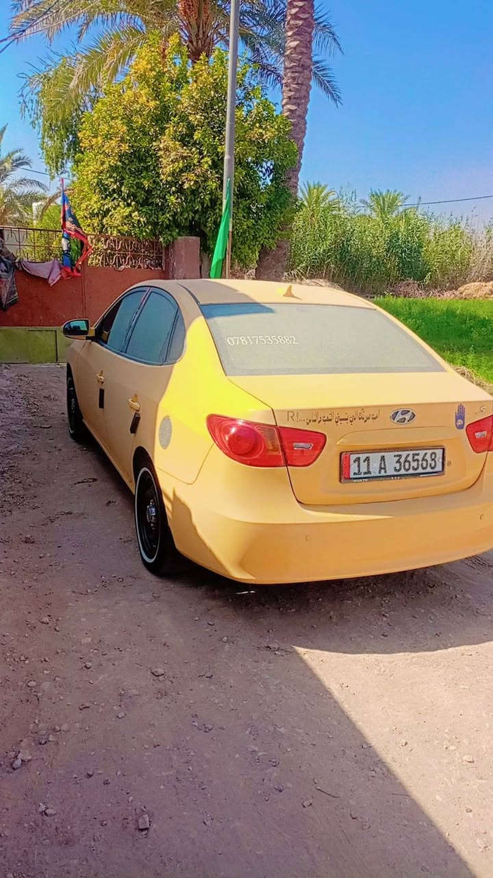 السلام عليكم النتره للبيع موديل ١٠وارد امريكي مكينه ٢٠٠ ضرر سياره من امريكه جاملق وبنيد بدون دواخل وبل عراق بيه طخه بلجنطه رقم بغداد بسمي مصفره وجهازه سياره تخم تاير جديد صدر جديد تبريد منضومه كامله للستفسار ***********
