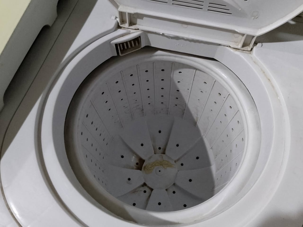 غساله جبيره كلش تغسل حته بطاطين شغاله غسل وتنسيف كلش نضيفه سعر ٧٥ اوفن اخو الجديد ستعمال قليل سعر ٤٠ الزبير ***********
