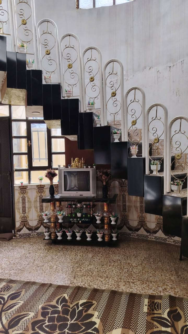 دارللبيع 200 متر ركن فول كاشي سيراميك خدمات كهرب مي تبليط انترنيت ضوىي قريب على حي صدام فرع ابو تركي سعر 68
***********
