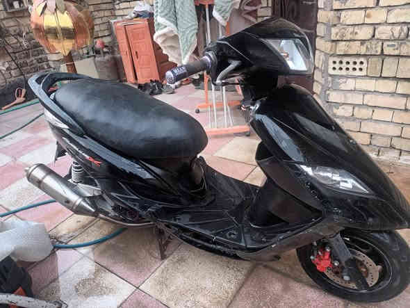 دراخه للبيع مكس ١٤٠ ثعلب كامله لايتات زنون كهربائيات كامله باتريك جديد سعر ٦٠٠الف المكان شهدا البياع شارع المضخة الاول *********** * *********** بغداد
