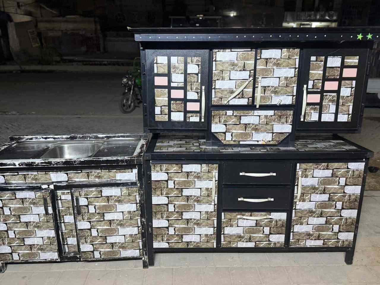 سلام عليكم
كاونتر للبيع 3 قطع وهاي كدامكم الكاونتر نضيف كلششش من البطن نضيف ومن الخارج نضيف مابي اي ضرر ملحق مع كاونتر مع سنك السعر 200 وبي مجال راسلني واتساب وتدلل تشلع عيوني ***********(ويوصلك الباب بيتك بلاش توصيل مجاني)
