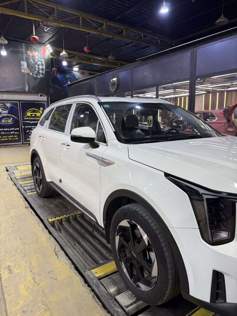 سورنتو 2024 
خليجي  الدوليه
قماره حديد  رقم بغداد انكليزي بسمي 
كاميرا وحساسات اماميه وخلفيه
اناره محيطيه متعدده الالوان((( ماشيه 48 الف))) 
لايت زنون عالي ناصي
لايت خلفي امامي LED
 بعده وضع الشركه سياره
محرك 4 سلندر
كشن  السائق كهربائي 
وضعيات قياده 4
مساعده منحدرات 
جنطه كهرباء
تشغيل عن بعد 
شاشه متصل  
شاحن وايرلس 
كيجات متغير الكتروني وعادي
شاشه لمس متغير التحكم 
ستيرن فول تحكم
7راكب
الاناره الداخليه LED
دخول بصمه ذكي
حساس امامي
حساس خلفي
قبضات الباب الالمنيوم 
مري شفط
حاملات اكواب 
تشغيل عن بعد..

السعر / 268 $. بيه مجال بسيط

مكان بغداد_ الكرخ _ حي الجامعه

***********

ملاحظة :- السياره خاليه من اي ضربة 
المكتوب بالسونر (طخه بالجاملغ الخلفي لايمن) هي فقط رصعه مال حصوه جداا صغيره ومتنشاف بالعين نهائيا 

والبارد مكتوب بالجاملغ الامامي هي ( رصعتين صغار سحبناه Bdr ونكتب بالسونر بارد. وموجده صورتهن)

لا يوجد غير هذه الملاحضات
