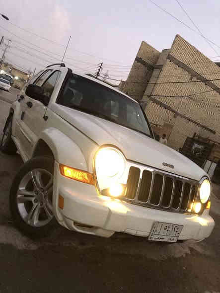 السلام عليكم جيب لبرتي 2006 مكينه وكير جدد بيهه حادث الجاملغ الخلفي جهت الصدر وبيهه صبغ مكانات حداديتهه كلش حلوه تبريد شغال السياره فول مواصفات فتحه فورويل كشنات  كهرباء تتفئى وتبريد بل كشنات  تخم تاير اويل كب جديد رقم كربلاء مشروع وطني شرط التحويل سنويه لل29 
السعر 72 وبيهه مجال قليل 
مكان السياره بغداد مدينه الصدر 
الاستفسار *********** سجاد
