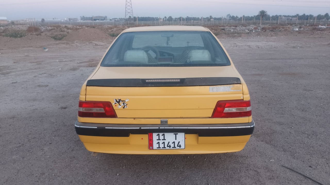 بيجو جي ال اكس موديل 2010 رقم بغداد نكليزي بسمي مصبوغة عام جمالية تبريج ثلج مصفرد هيأة وغرامات سنوية  تنتهي 2028 كير مكينة على الفحص لا تبخير ولا تنقيص
السعر 25$  مال شغل على باب الله

مكان بغداد حي الجهاد 
رقم ***********
