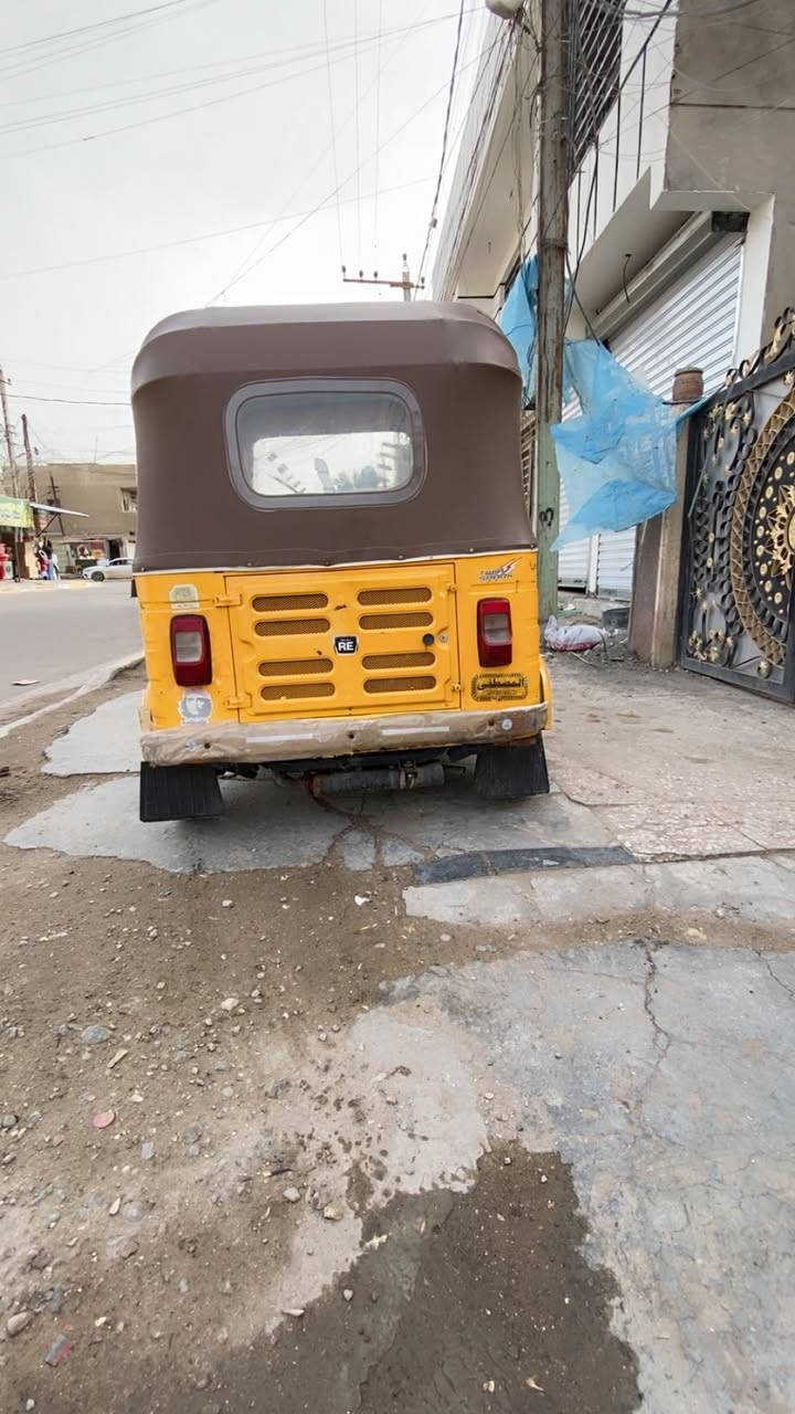 سلام عليكم تكتك للبيع 2019 رقم وسنويه جديد تحويل بس سحب ستماره بدون هزه كامله كشر كفله  عامه مابيه قطرت صبغ ولا ضربه بلدي مكينه مكفوله من تنقيط وتبخير تكتك جاهزه مجهزه عده بديات طليب سعر سبعه ملين وربع 7250 بيها مجال مكاني بغداد جديده رقمي *********** /
